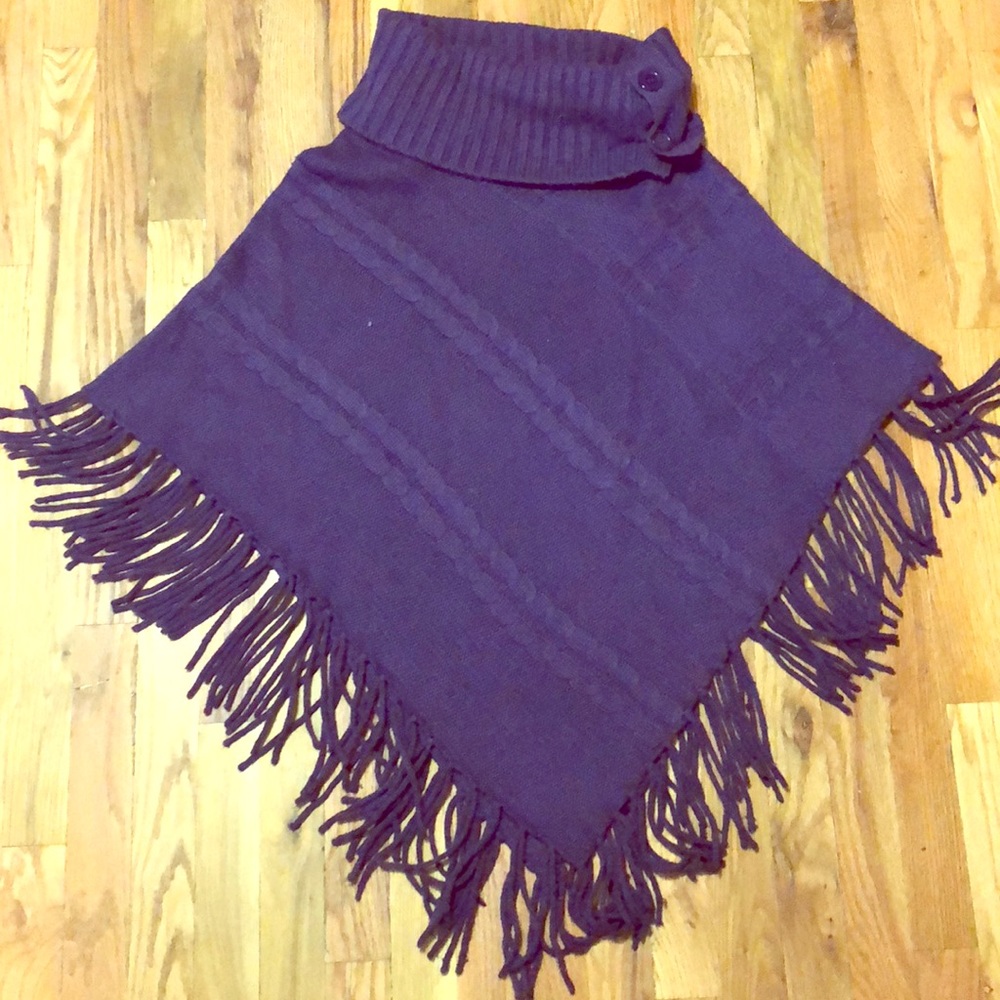 Focus 2000 sweater poncho